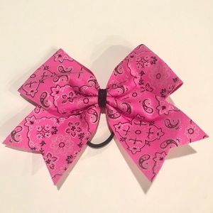 Cheer bow